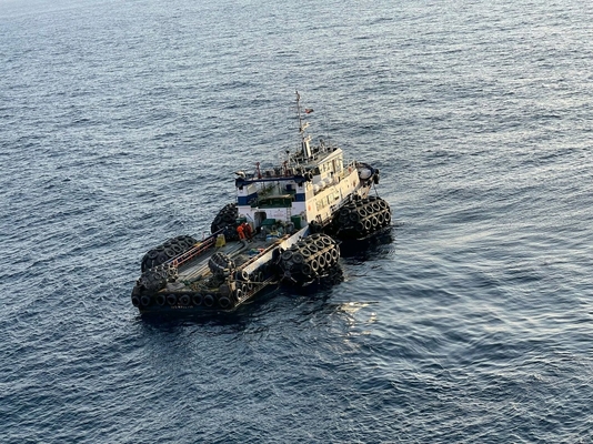 Pneumatic Offshore Platform Rubber Fender Fishing Boat