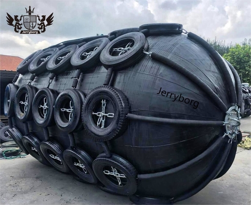ISO 17357 Standard 50kPa/80kPa Yokohama Rubber Fender With Tyre and Chain Marine Floating Fender