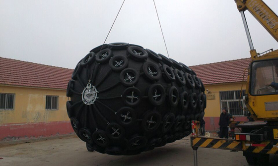 Natural Rubber Yokohama Pneumatic Fender 50kpa 80kpa 2.0m*3.5m For Dock