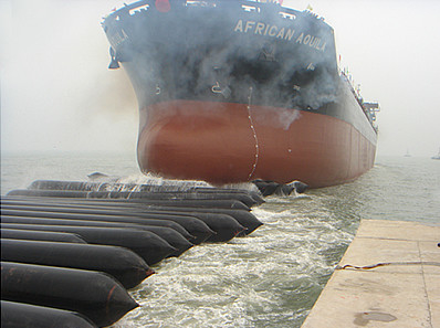 Ship Launching And Lifting Marine Rubber Airbag 1.2m*15m