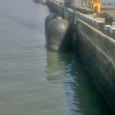 High Energy Absorption Submarine Hydro Pneumatic Rubber Fender
